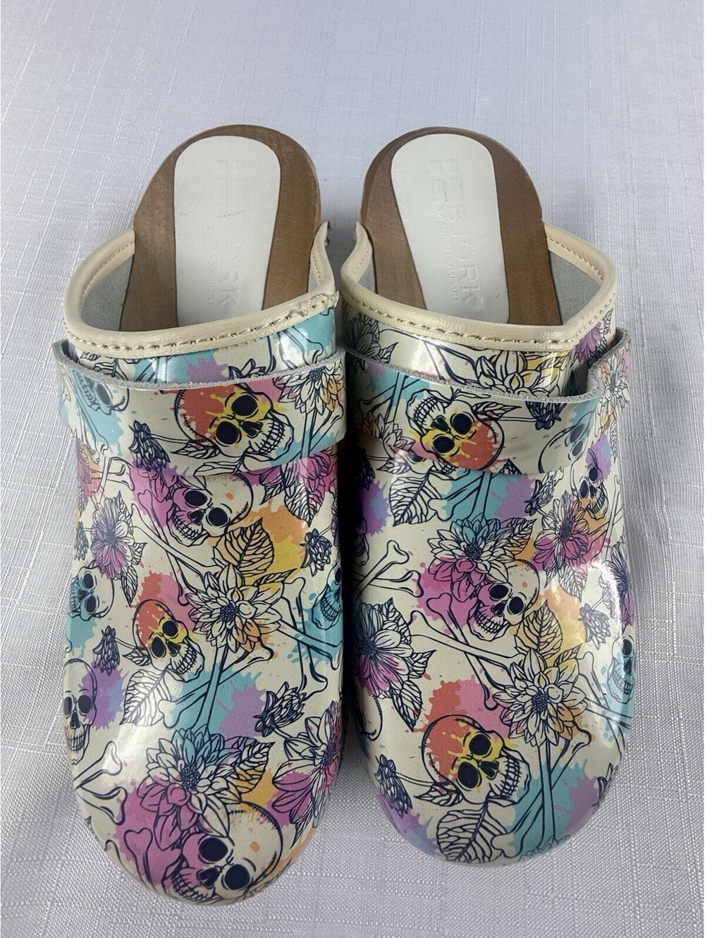 Bjork Swedish Comfort Women’s 9 Skull Floral Print Leather Clog Mules Nurse
